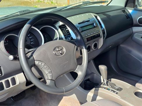 Used 2006 Toyota Tacoma 4x4 Access Cab V6 image 16