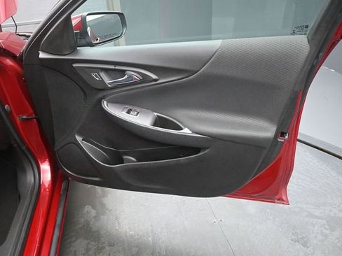 Used 2021 Chevrolet Malibu RS FWD image 20