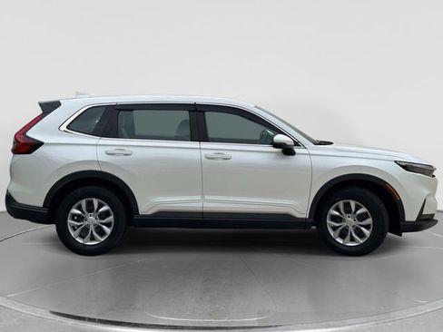 Used 2024 Honda CR-V LX image 2