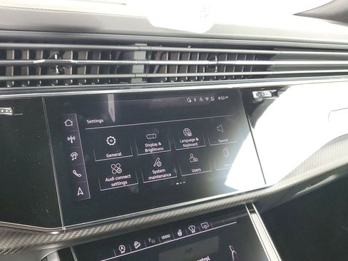 New 2026 Audi RS Q8 performance image 38