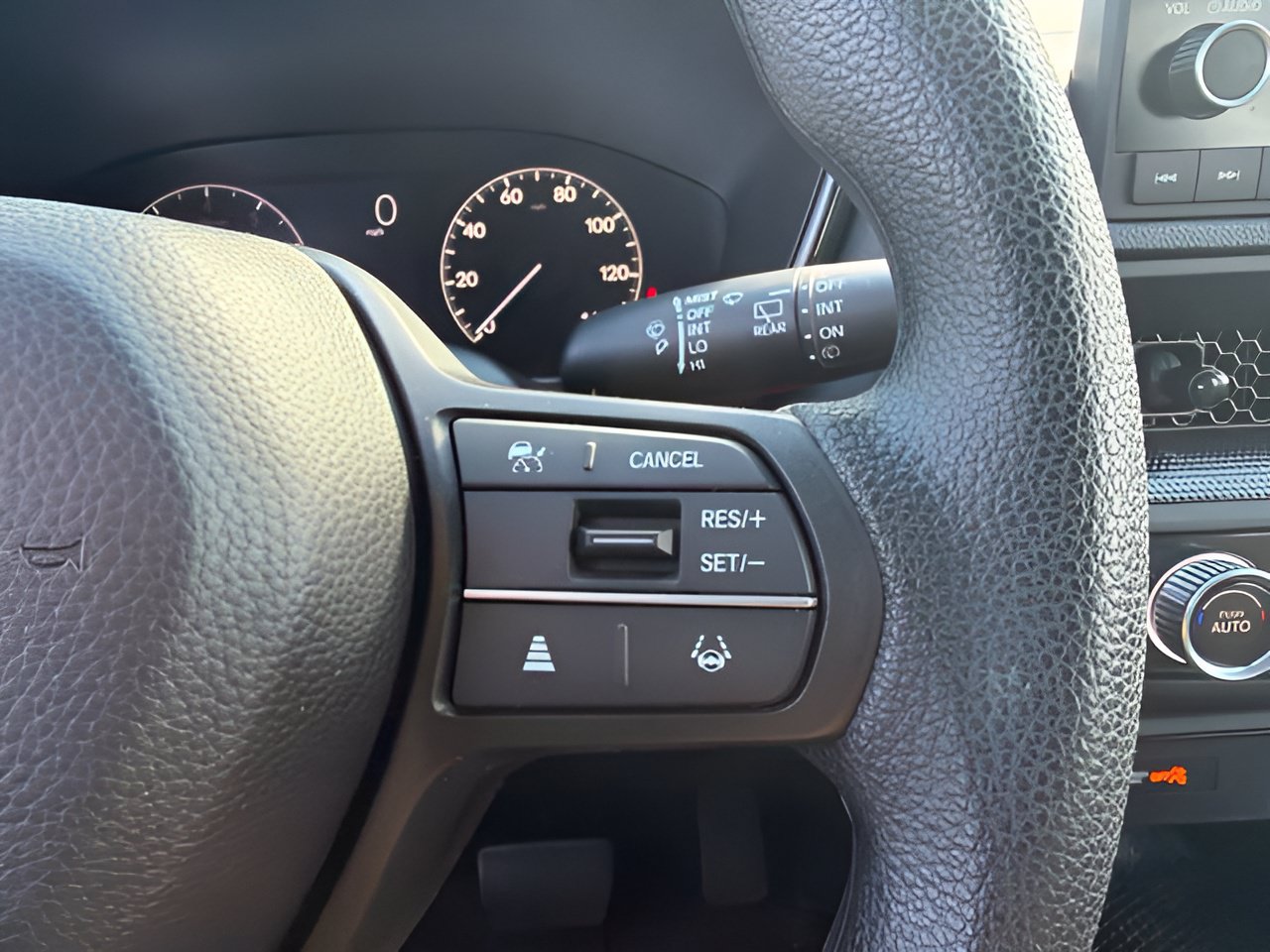 Used 2024 Honda CR-V LX image 18