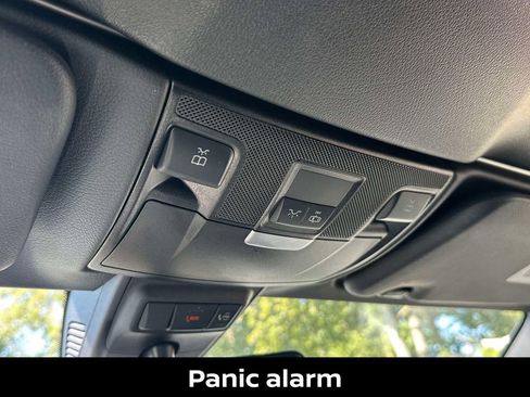 Used 2019 Mercedes-Benz C 300 4MATIC Cabriolet image 37