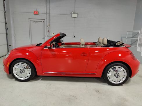 Used 2015 Volkswagen Beetle 1.8T FWD image 20