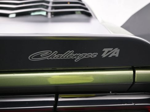 Used 2020 Dodge Challenger R/T Scat Pack w/ T/A Package RWD image 10