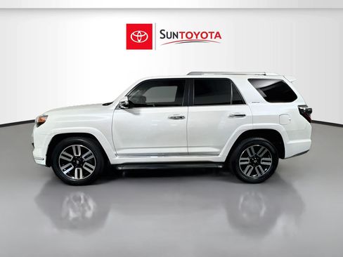 Used 2024 Toyota 4Runner Limited RWD image 7