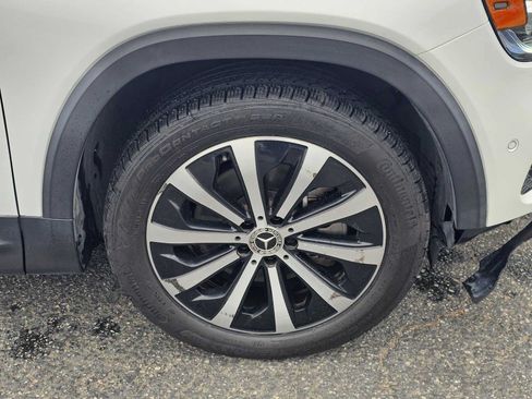 Certified 2022 Mercedes-Benz GLB 250 image 9