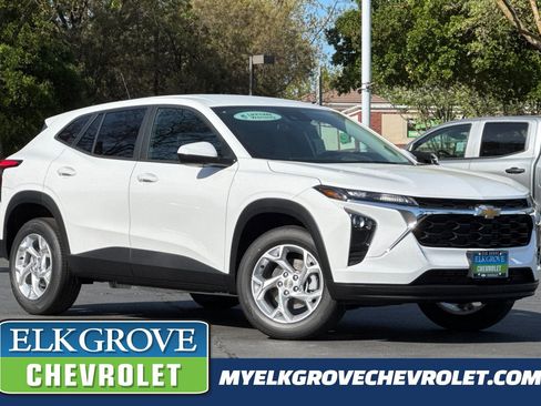 New 2026 Chevrolet Trax LS w/ LS Convenience Package image 1