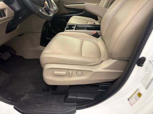 Used 2023 Honda Odyssey EX-L image 10