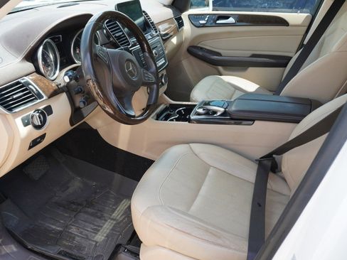 Used 2017 Mercedes-Benz GLS 450 4MATIC image 9