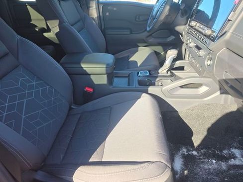 New 2026 Nissan Frontier SV image 25