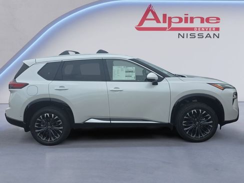 New 2026 Nissan Rogue Platinum w/ Platinum Premium Package image 6