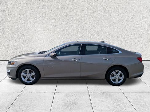 Used 2024 Chevrolet Malibu LT image 6