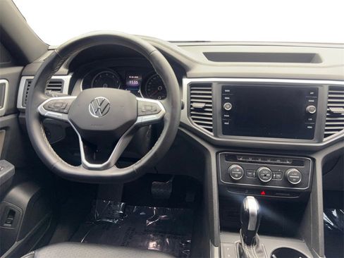 Used 2021 Volkswagen Atlas Cross Sport SE image 53