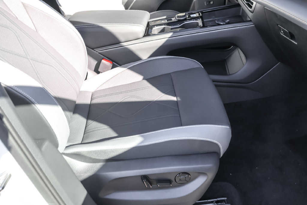 New 2027 Volkswagen Atlas SEL R-Line AWD/4WD image 44