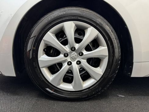 Used 2024 Toyota Corolla LE FWD image 12