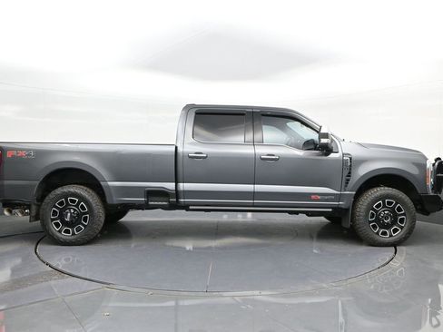 Certified 2023 Ford F250 Platinum image 25