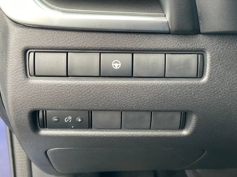 Certified 2023 Nissan Rogue SV AWD/4WD image 13
