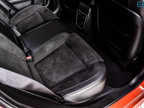 Used 2022 Dodge Charger R/T w/ Plus Group image 21