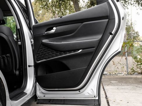 Used 2019 Hyundai Santa Fe SEL image 60