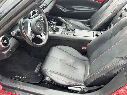 Used 2017 MAZDA MX-5 Miata Grand Touring image 11