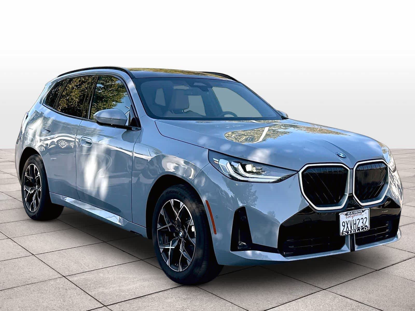 Used 2026 BMW X3 xDrive30i w/ M Sport Package AWD/4WD image 3