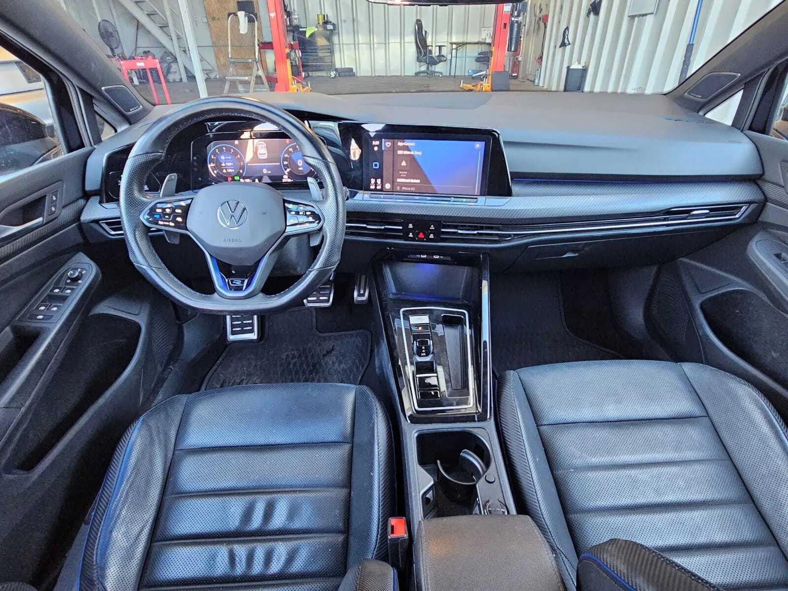 Used 2024 Volkswagen Golf R AWD/4WD image 14