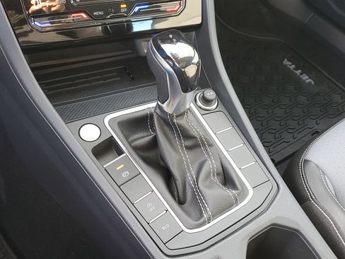 New 2026 Volkswagen Jetta SE image 22