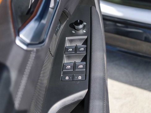 Used 2022 Audi e-tron GT Premium Plus image 27