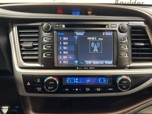 Used 2017 Toyota Highlander Plus image 34