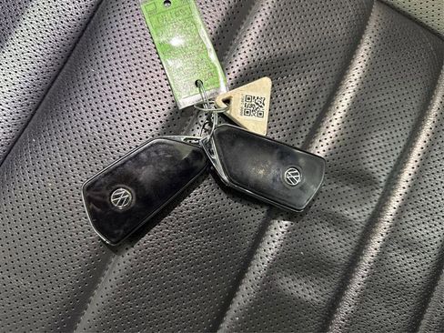 Used 2023 Volkswagen GTI SE w/ SE Leather Package image 28