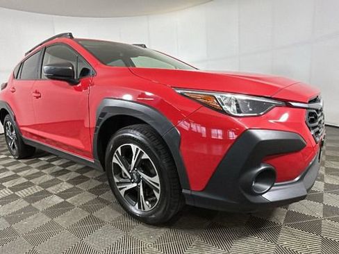 Used 2024 Subaru Crosstrek 2.0i Premium AWD/4WD image 2