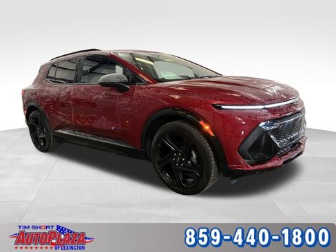 Used 2025 Chevrolet Equinox EV RS FWD image 2