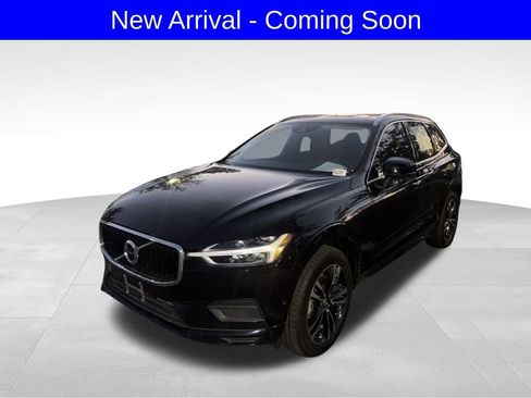 Used 2019 Volvo XC60 T5 Momentum w/ Multimedia Package image 1