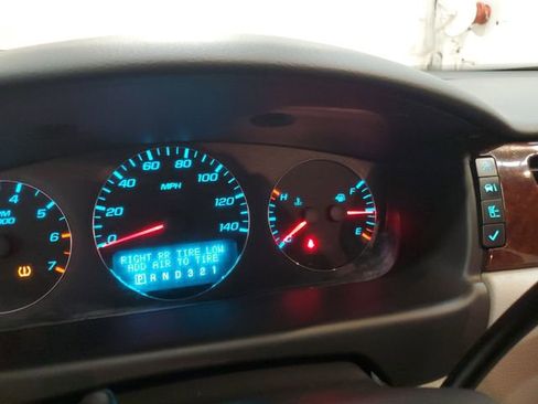 Used 2011 Chevrolet Impala LT image 16