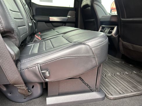 Used 2025 Ford F350 Platinum w/ Tremor Off-Road Package image 19