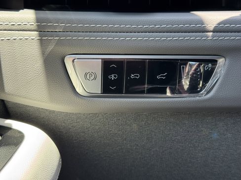 New 2026 Cadillac Escalade IQ Sport 1 w/ LPO, Floor Liner Package image 31