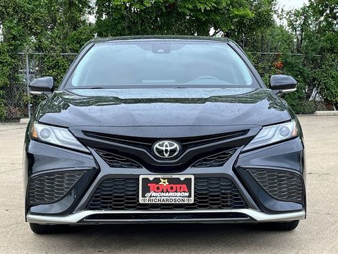 Used 2023 Toyota Camry XSE FWD image 7