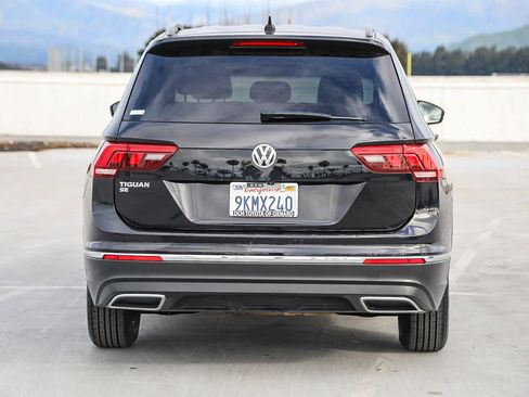 Used 2021 Volkswagen Tiguan SE image 6