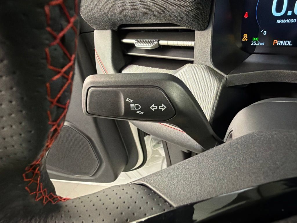 New 2027 Ford Explorer ST-Line AWD/4WD image 21