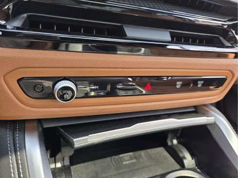 Used 2026 BMW 430i Coupe w/ M Sport Package RWD image 28