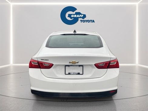 Used 2018 Chevrolet Malibu LS image 6