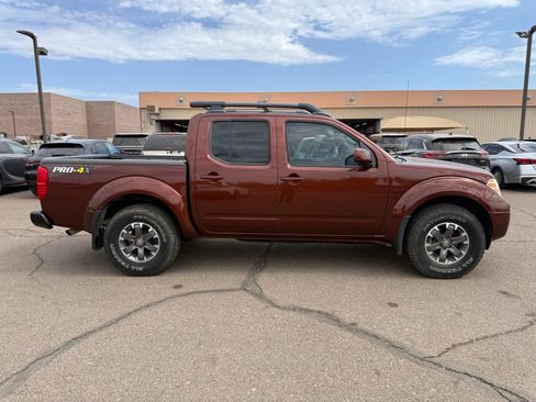 Used 2016 Nissan Frontier PRO-4X w/ Pro-4x Luxury Package AWD/4WD image 4