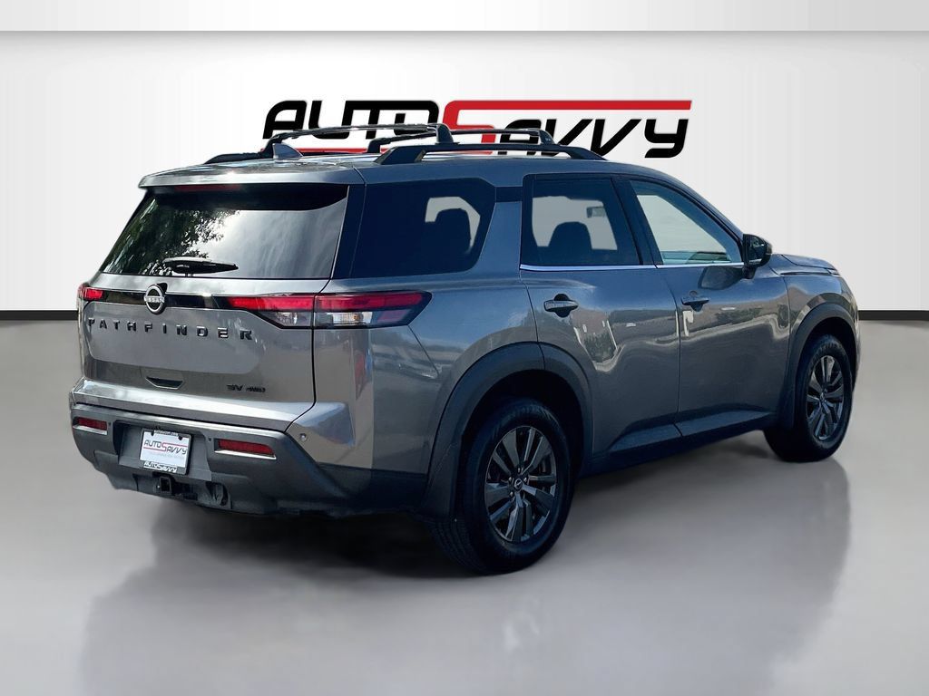 Used 2022 Nissan Pathfinder SV w/ SV Premium Package AWD/4WD image 7