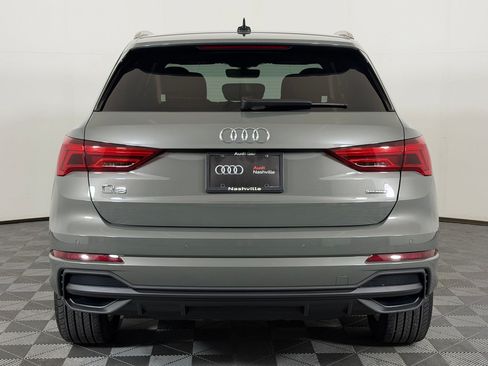 Certified 2025 Audi Q3 2.0T Premium w/ Convenience Package AWD/4WD image 10