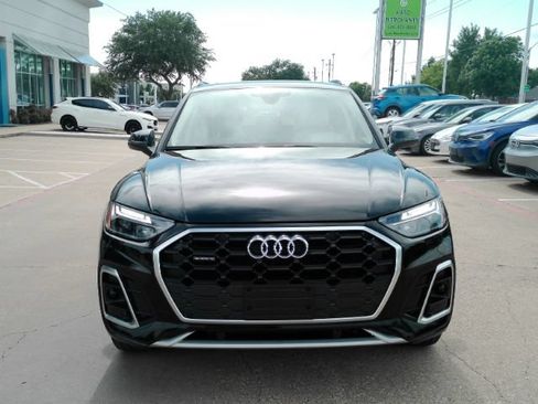 Used 2023 Audi Q5 2.0T Premium w/ Convenience Package AWD/4WD image 3