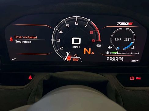 Used 2018 McLaren 720S image 21