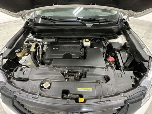 Used 2018 Nissan Pathfinder SL w/ Midnight Edition Package FWD image 31