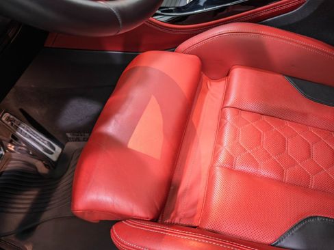 Used 2021 BMW X4 M w/ Competition Package image 31