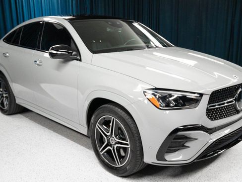 Certified 2025 Mercedes-Benz GLE 450 4MATIC Coupe image 3