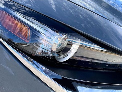 Used 2025 MAZDA CX-30 AWD 2.5 S w/ Preferred Package image 24